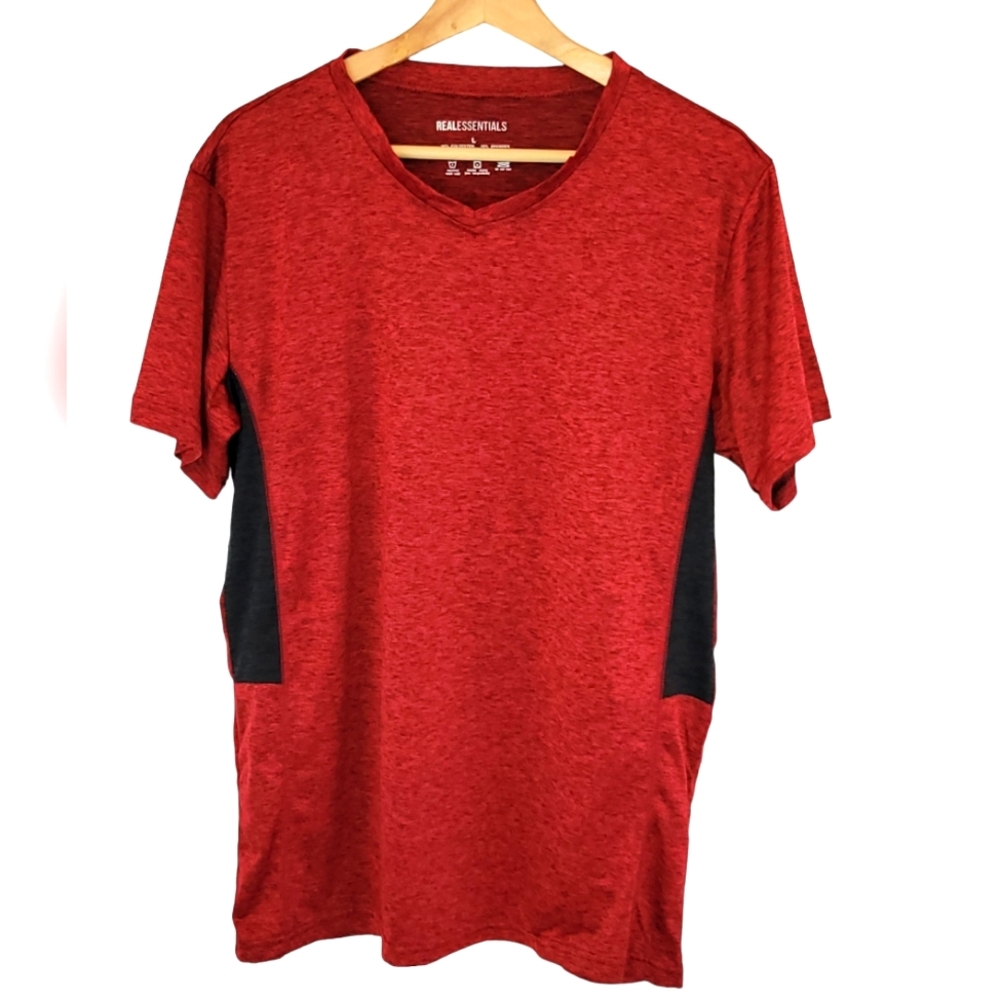 Men's Real Essentials Short Sleeve T-shirt Size Large, Red & Black